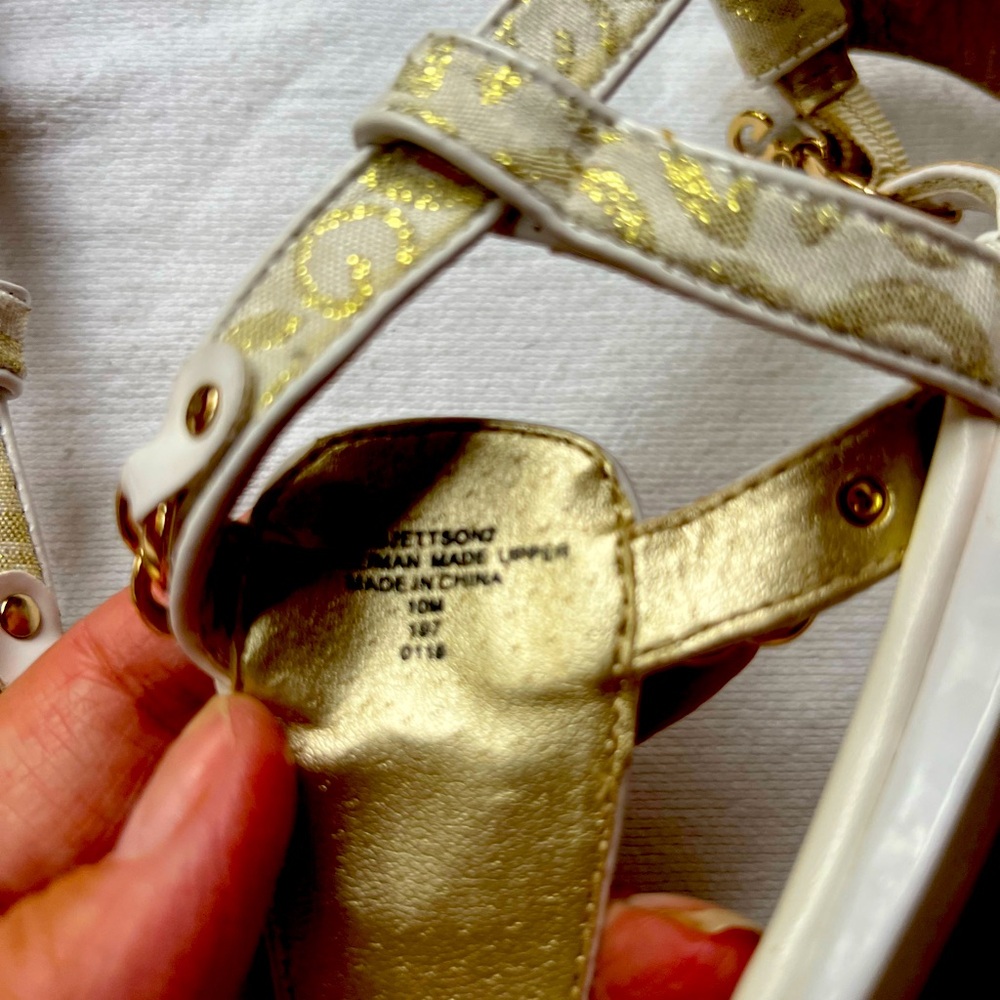Guess sandals